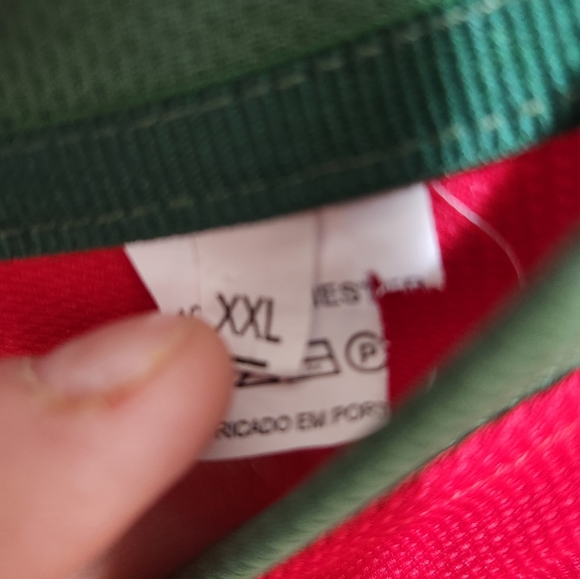 Portugal Soccer Jersey Ronaldo - Picture 2 of 4